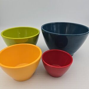 Rachael Ray Nesting/Stackable Measuring Cups Set, 4 Piece - Assorted Colors‎